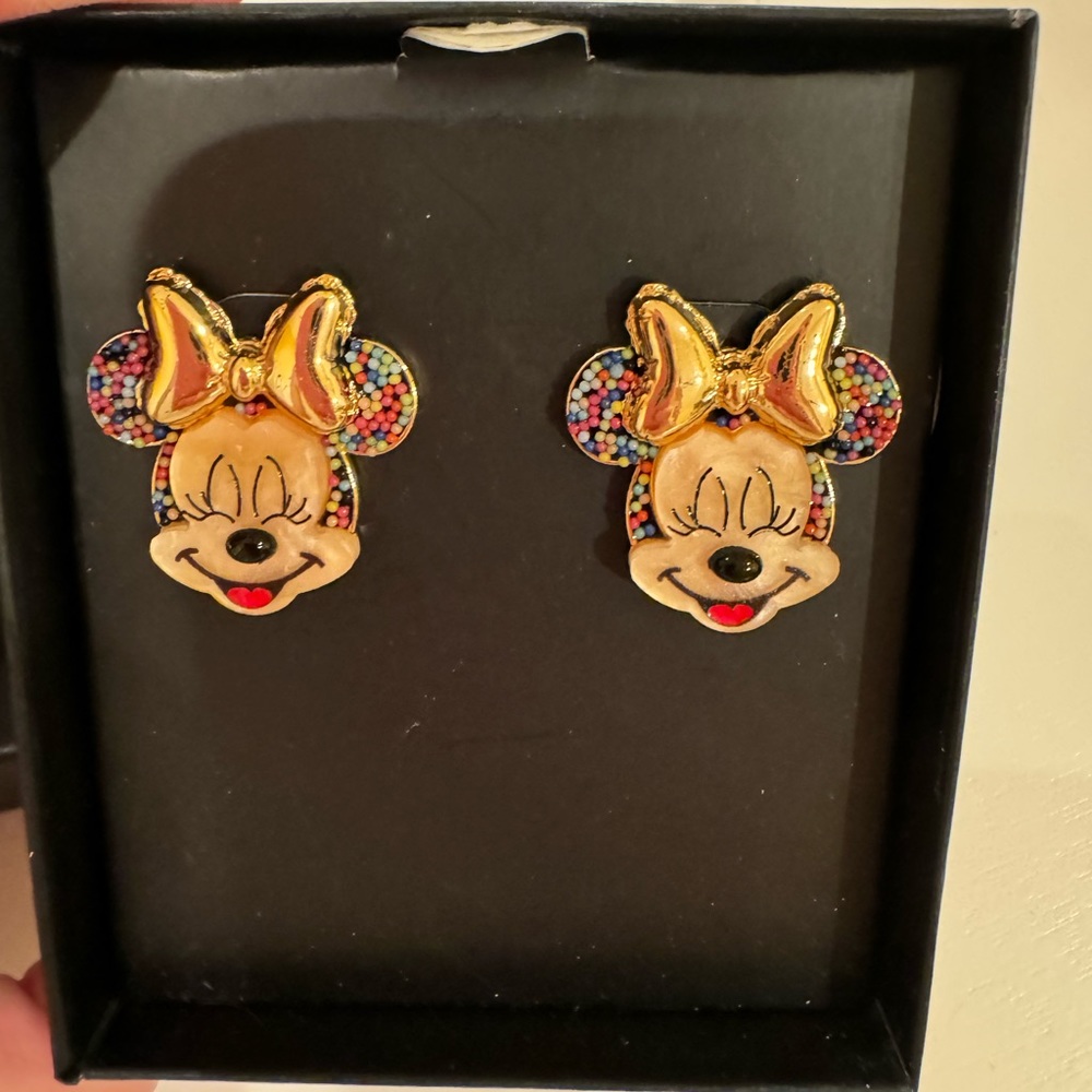 Baublebar Minnie mouse earrings